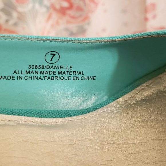 MAURICES SEA GREEN WEDGES - Picture 5 of 6